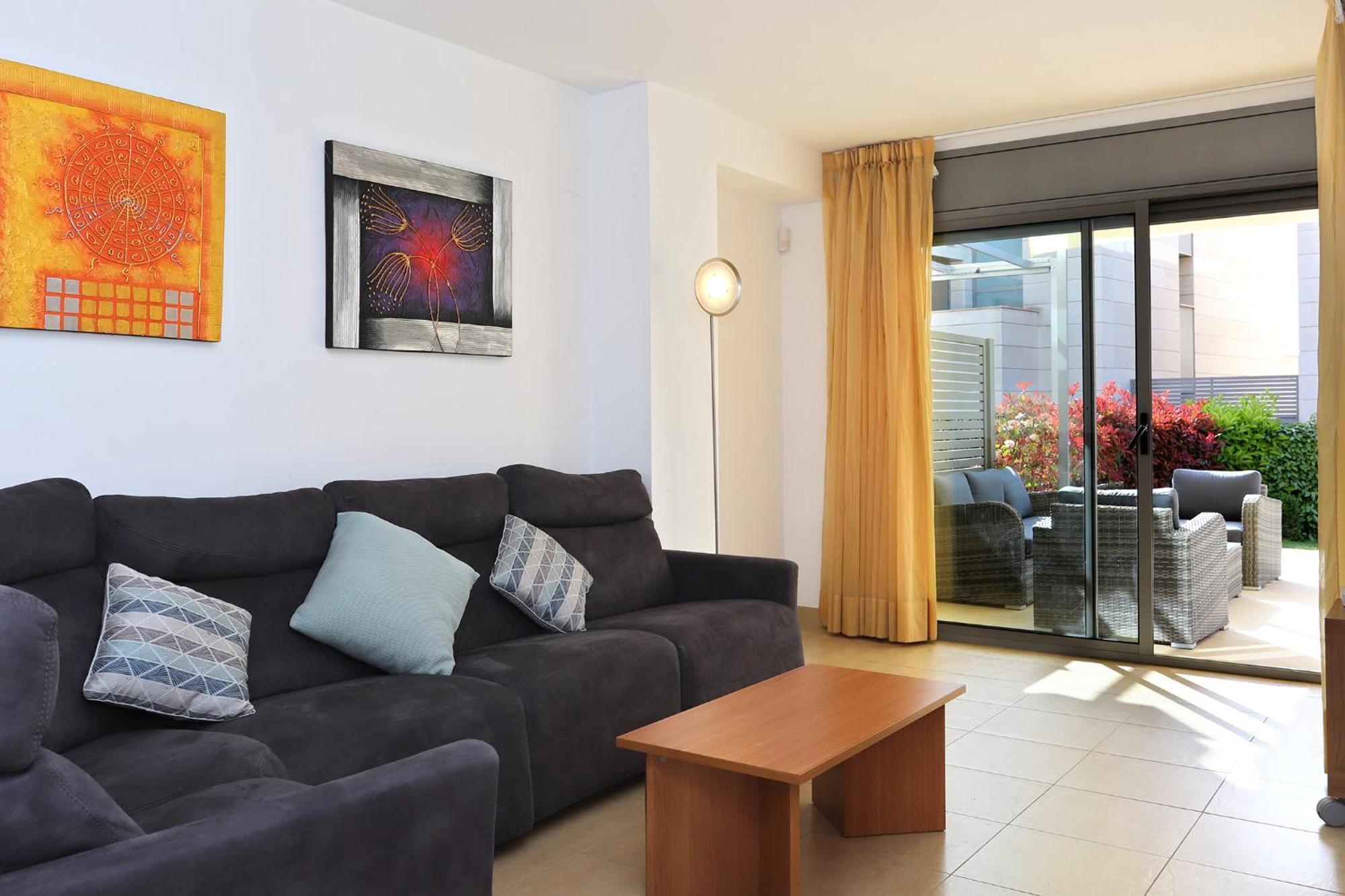 فيلا At014 A Pocos Metros De La Playa, Equipamiento Completo, Piscina Comunitaria تورّيذيمْبَرّا المظهر الخارجي الصورة